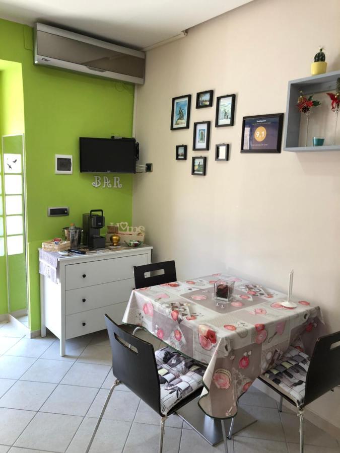 Casa Vacanza Dei Greci Barletta Exterior foto